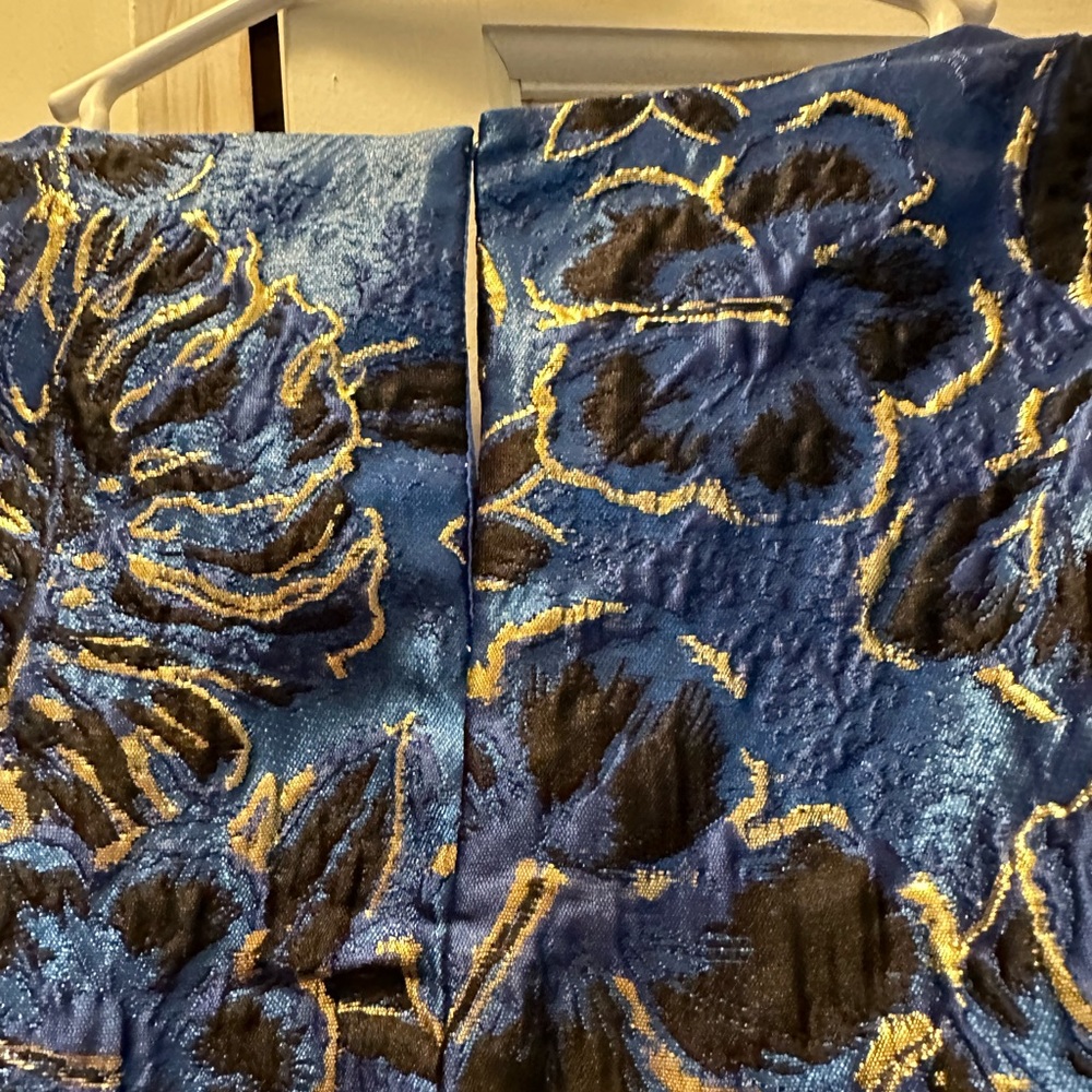 NWT LILLY PULITZER PRATT SHORT SLEEVE TOP SIZE M BLUE GROTTO TWILIGHT FLORAL - Picture 6 of 9